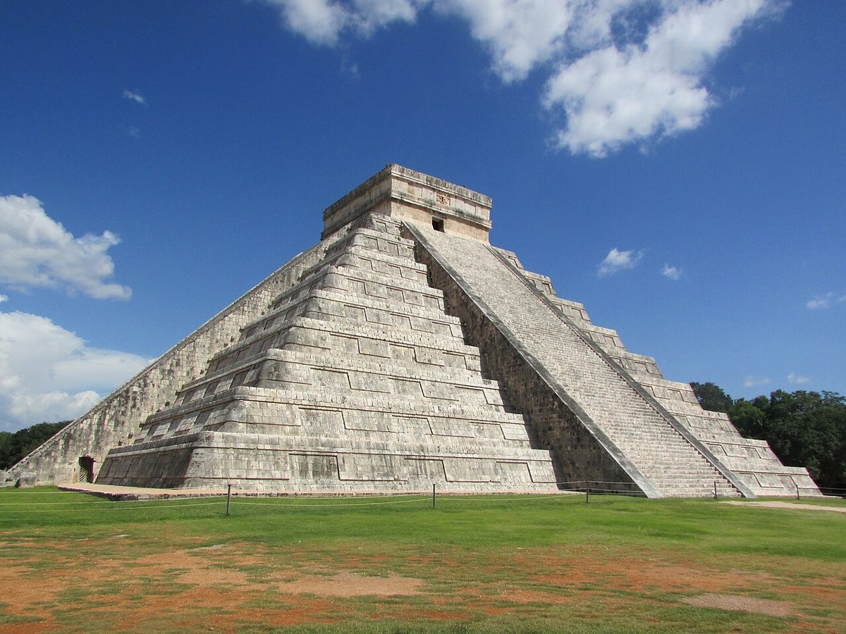Mesoamerican pyramids